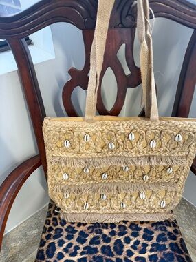 Seashell jute summer beach bag